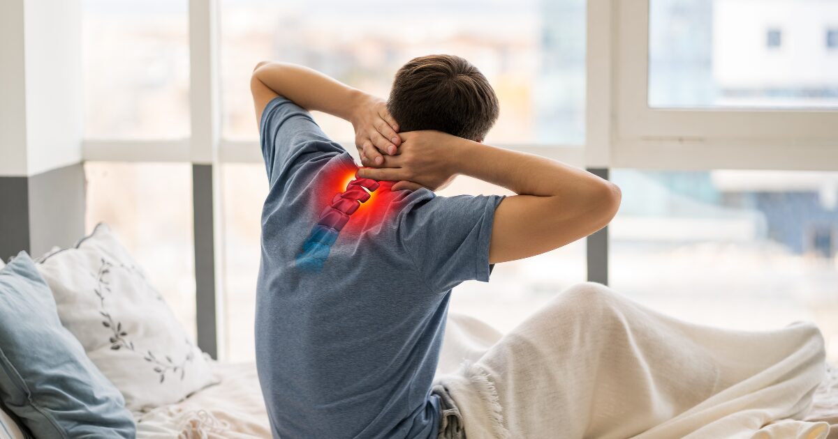 Wake Up with Neck Pain: Causes, Morning Relief, and How to Prevent It 1 Symptoms That May Accompany Morning Neck Pain