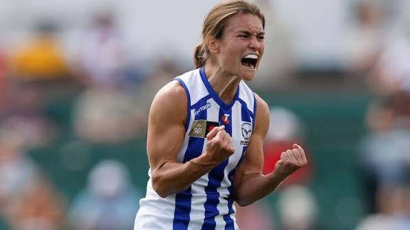 Mia King Neck Injury